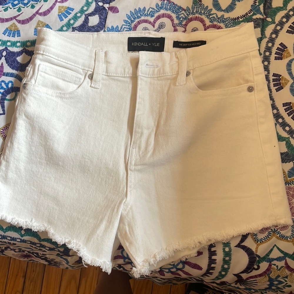 kendal and kylie white jean shorts